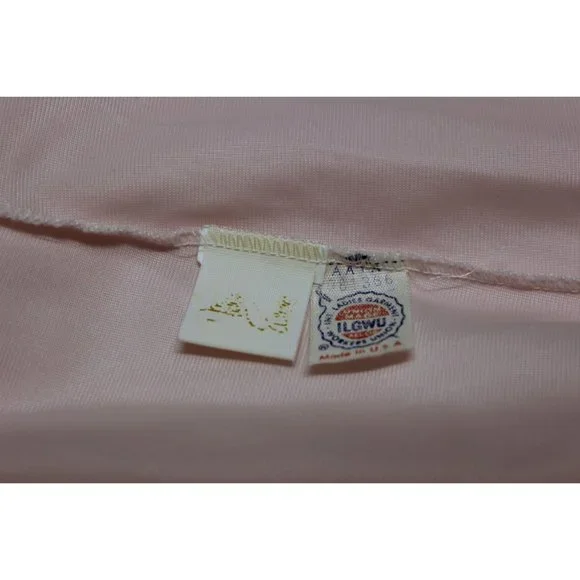 Soft pink women's sleeveless full length vintage nightgown USA made - Picture 8 of 9